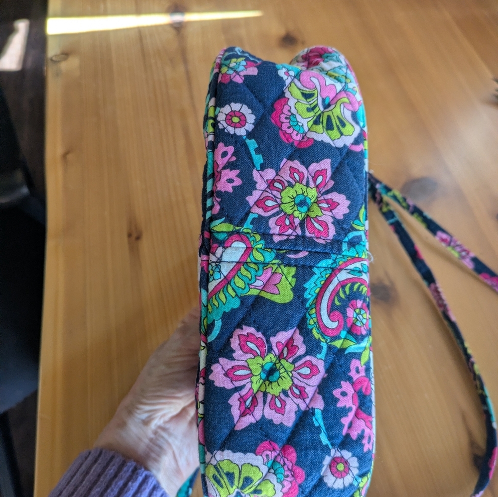 Vera Bradley Black Floral Paisley Quilted Wristlet Shoulder Bag with Card Case - Picture 4 of 6